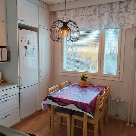 Kotoisa Kaksio Kuopion Saarijaervellae Appartamento *
